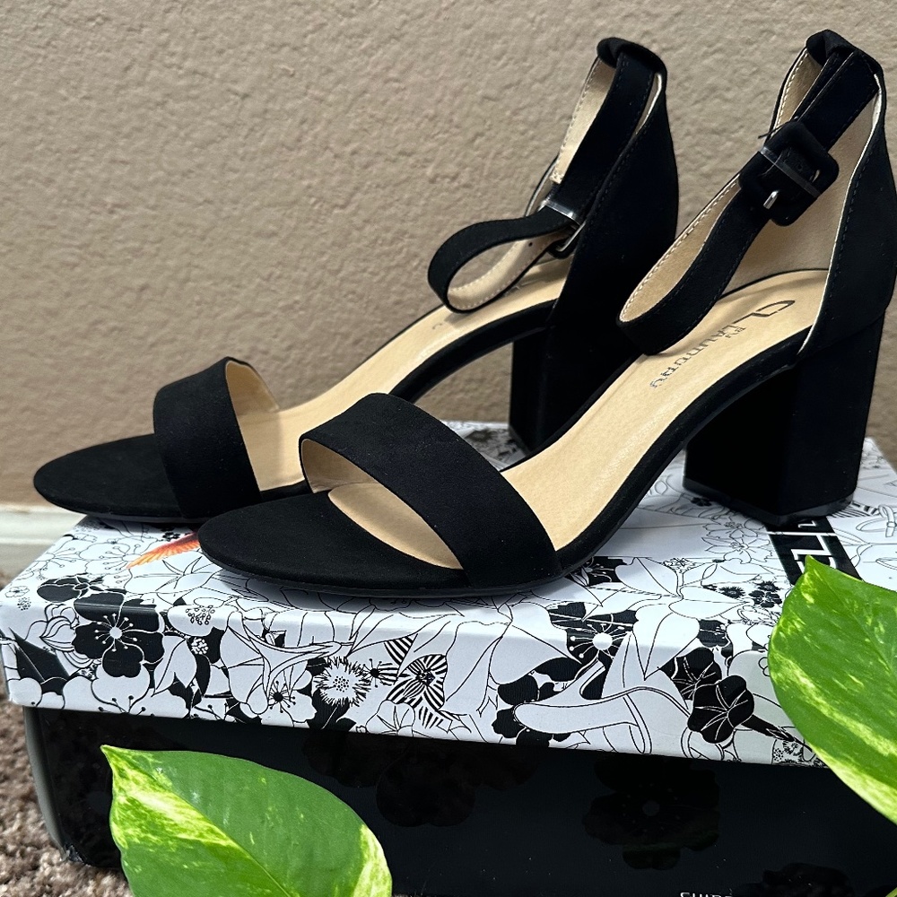 Chinese laundry block heel